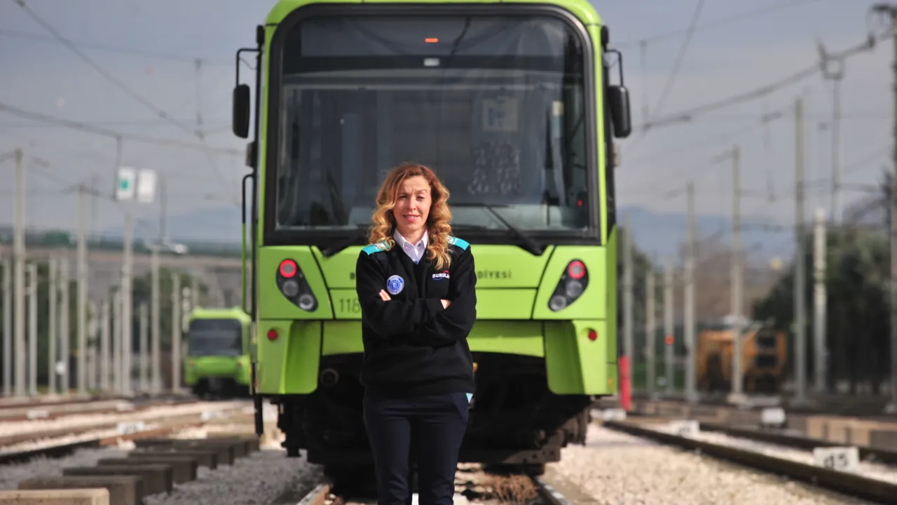 U L K U H E R G U N Y O L C U O L A R A K B I N D I G I M E T R O 534225 158205 Gencgazete