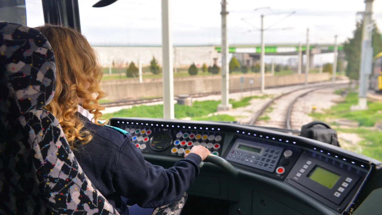 U L K U H E R G U N Y O L C U O L A R A K B I N D I G I M E T R O 534231 158205 Gencgazete