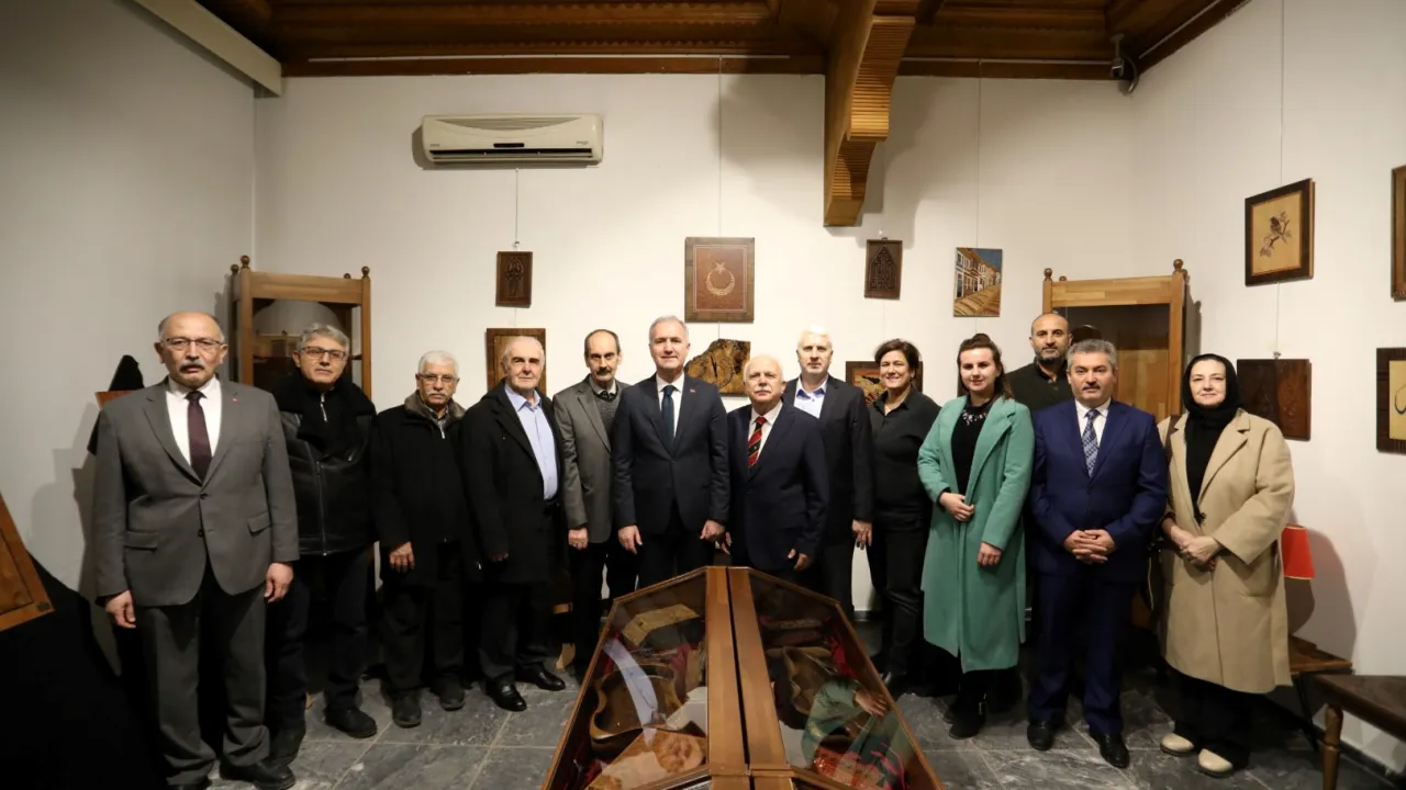 Ahşap Ve Biz Sergisi İnegöl Kent Müzesi'nde Ziyarete Açıldı (4)