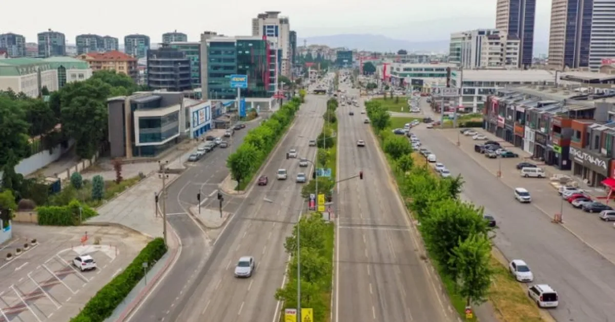 Besevler Kavsagi Nda Trafik Duzenlemesi 1701431811 700 Large