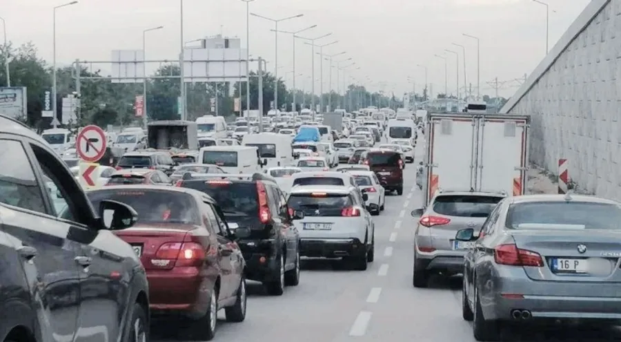 Bursa’nın En Tehlikeli Kavşakları Açıklandı! İşte Trafik Kazalarının En Çok Yaşandığı Noktalar! (4)