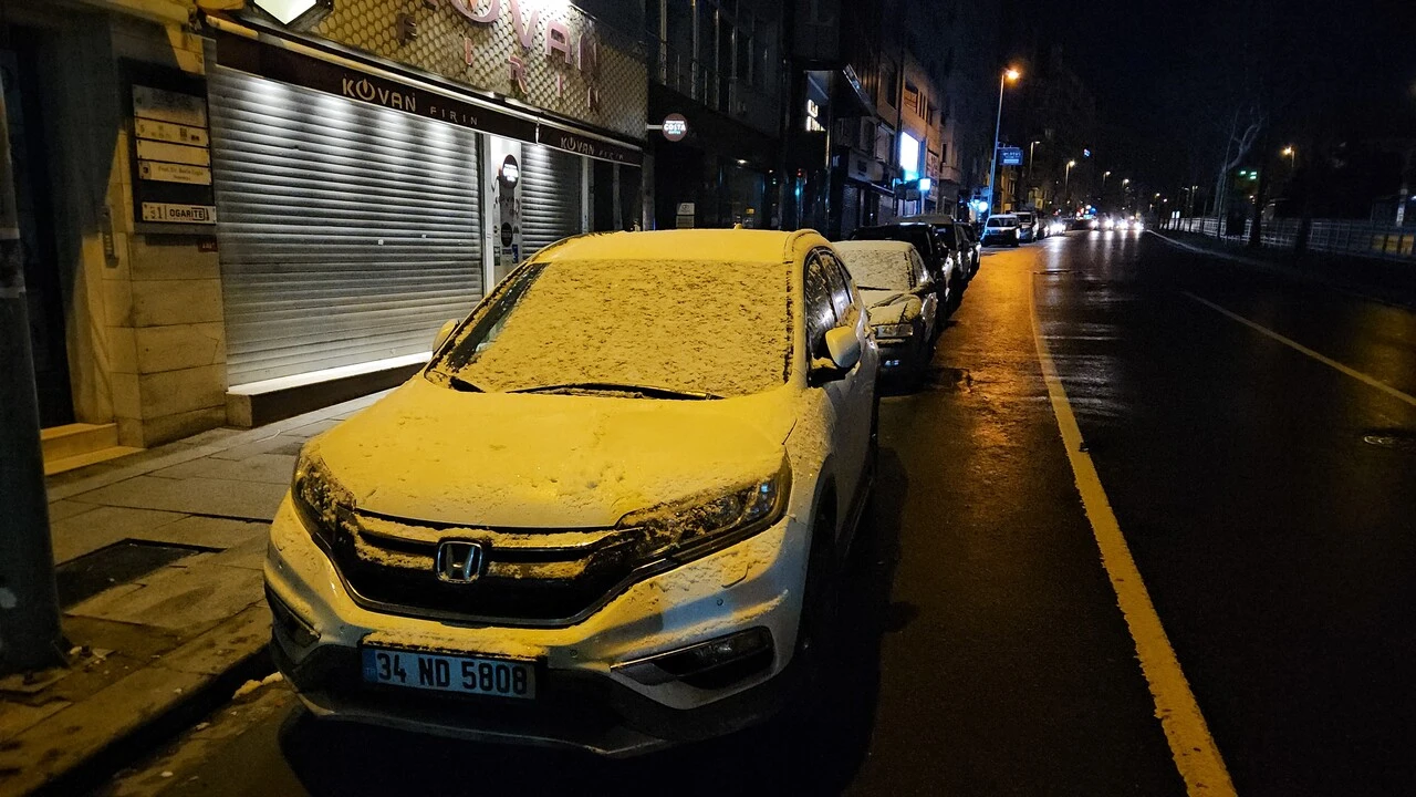 Genç Gazete Altay Kar