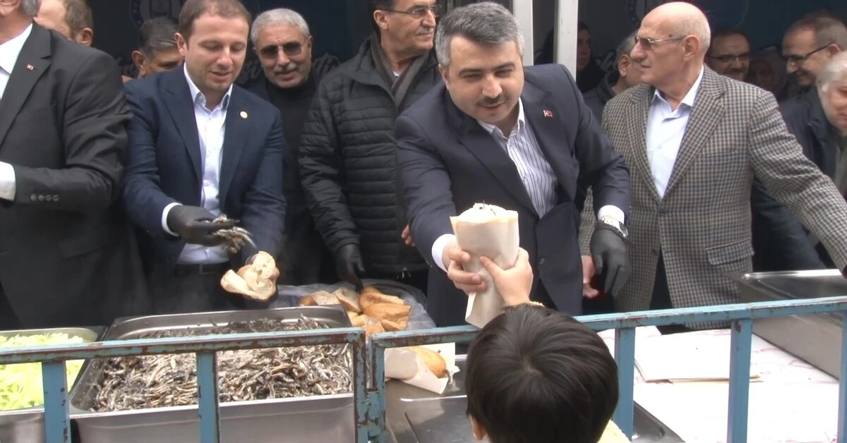 Genç Gazete Balık Izdihamı