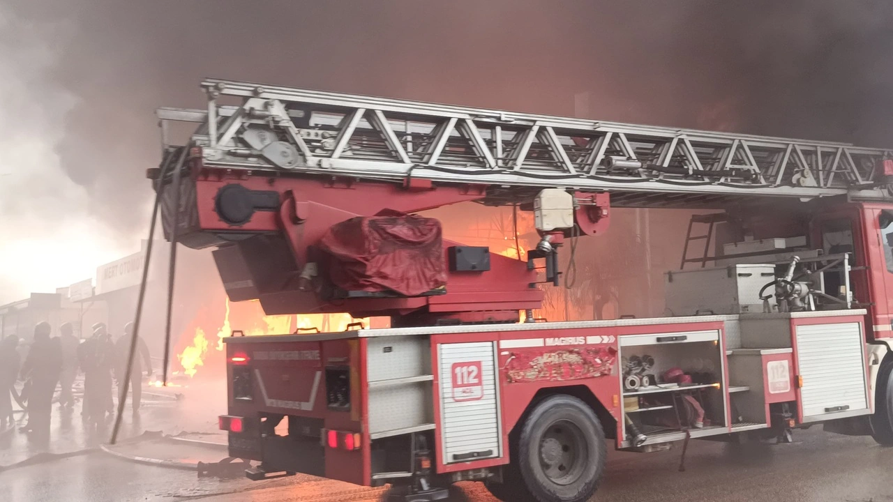 Genç Gazete Bursa Otomotivde Yangın 1