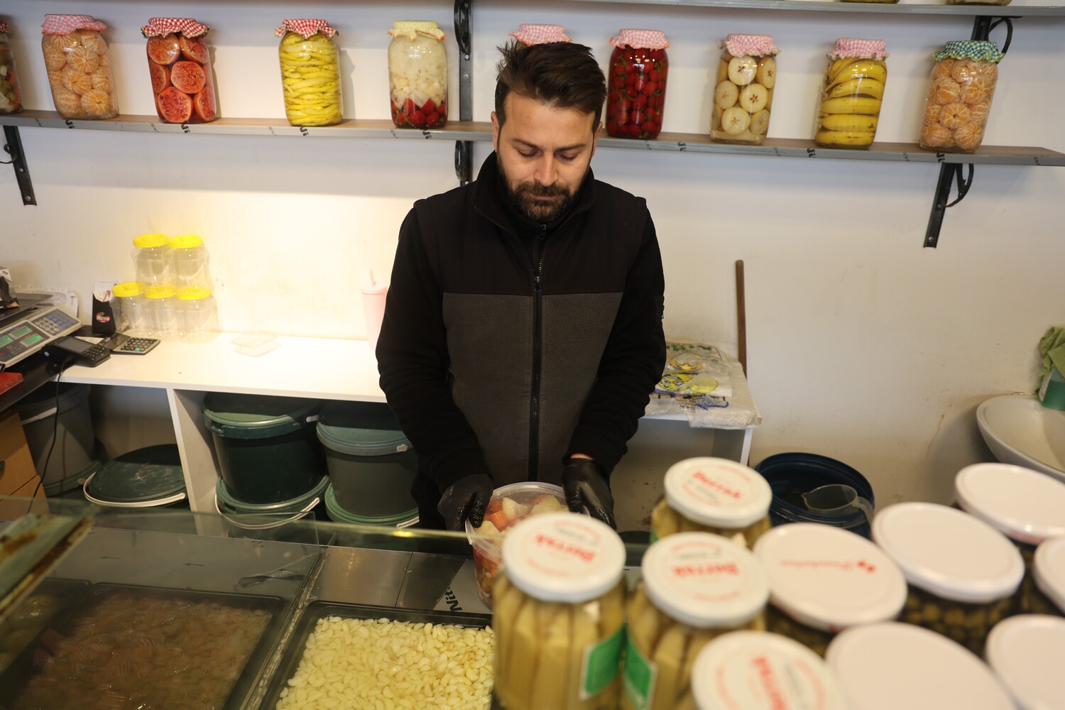 Gencgazete Evinizdeki Doğal Antibiyotik Turşu (2)
