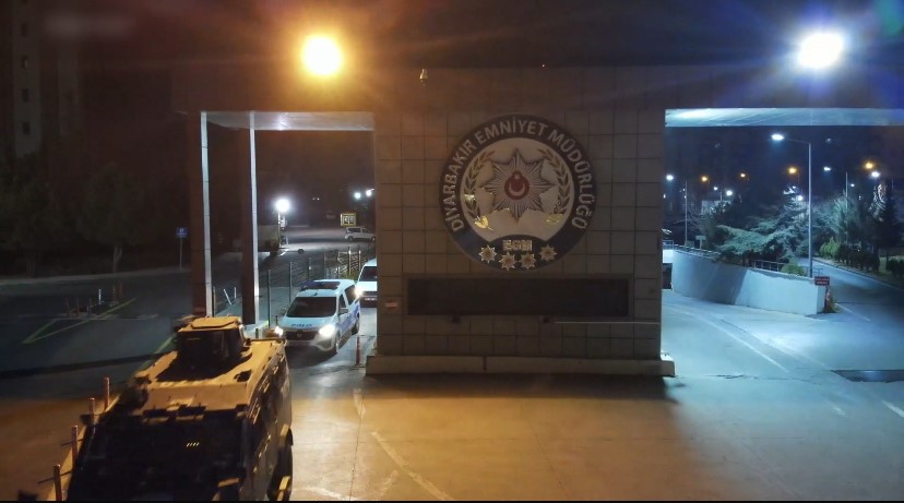 Gencgazete Polis, 25 Milyon Liranın Peşine Düştü (2)