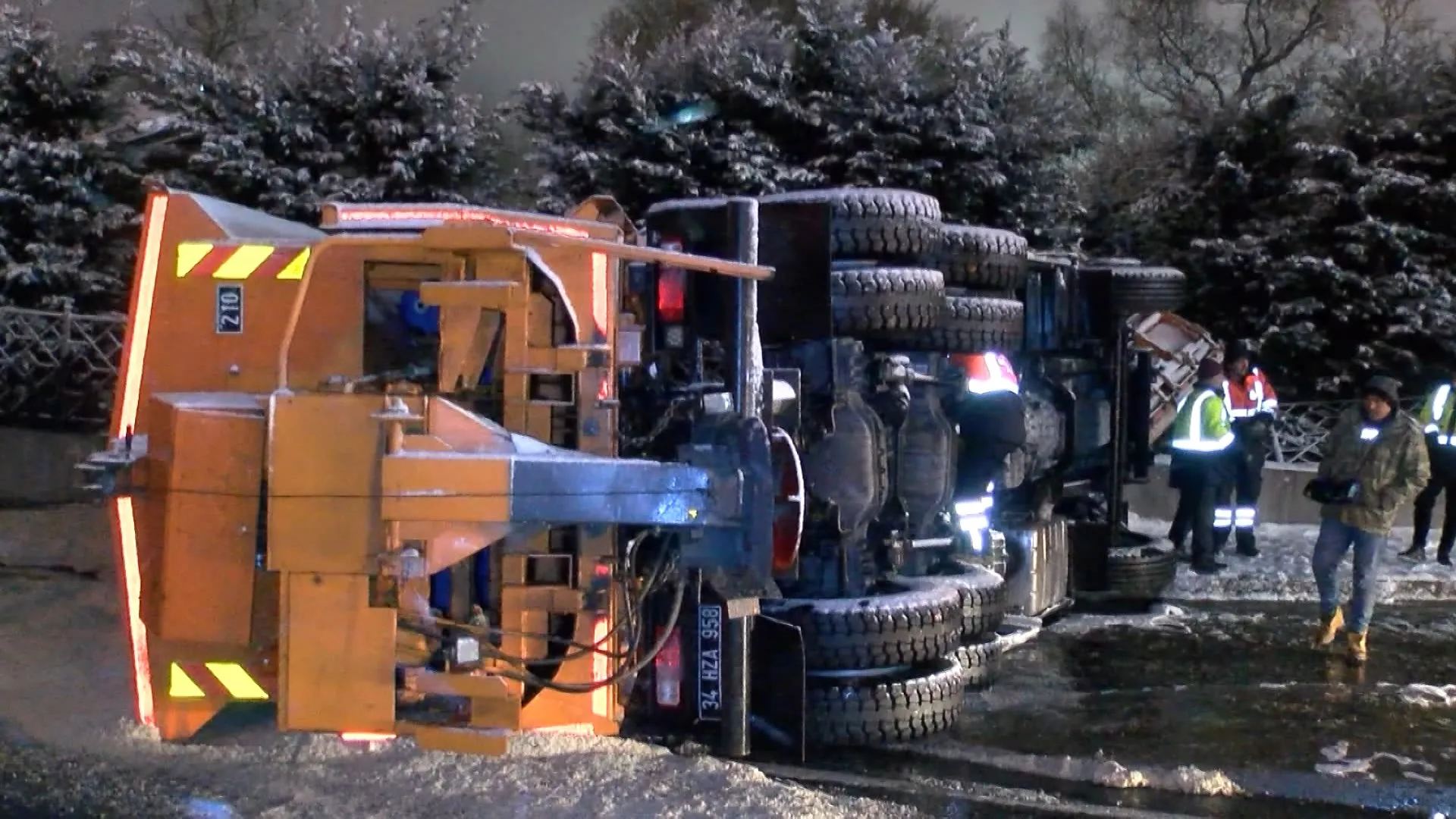 I S T A N B U L B E Y L I K D U Z U N D E D E V R I L E N K A R K 577837 171127 Gencgazete