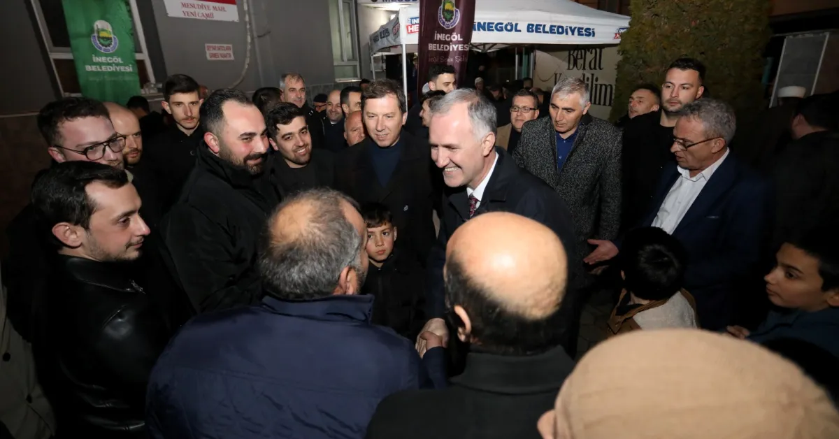 İnegöl Belediyesi Berat Kandilinde İkram Geleneğini Sürdürdü (4)