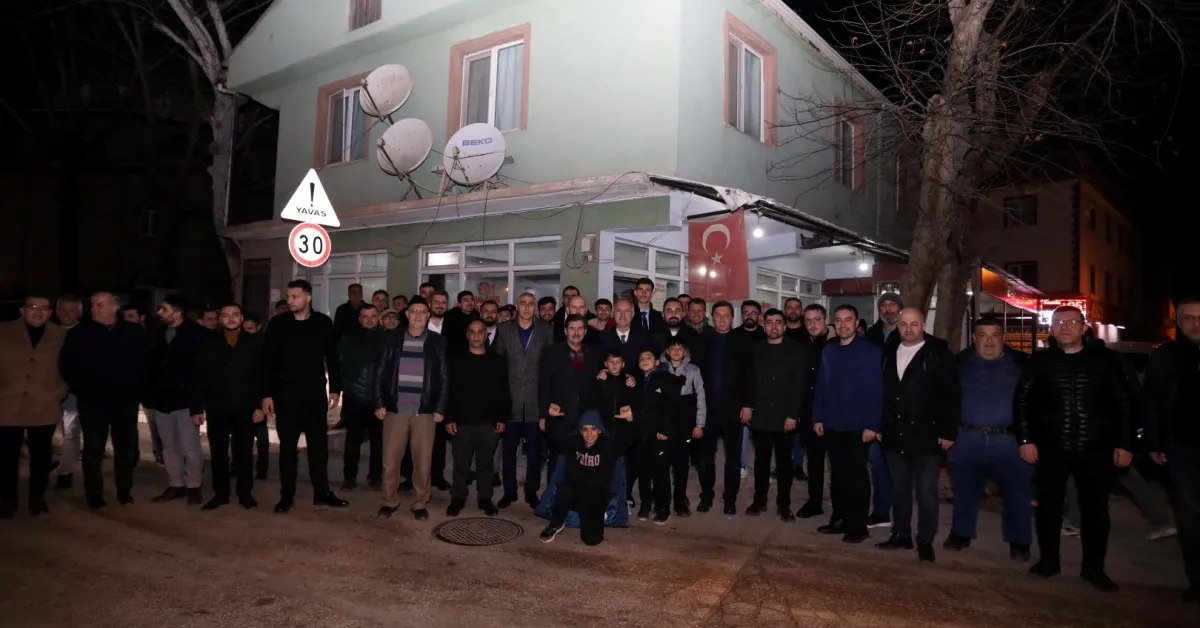 İnegöl Belediyesi Berat Kandilinde İkram Geleneğini Sürdürdü (6)