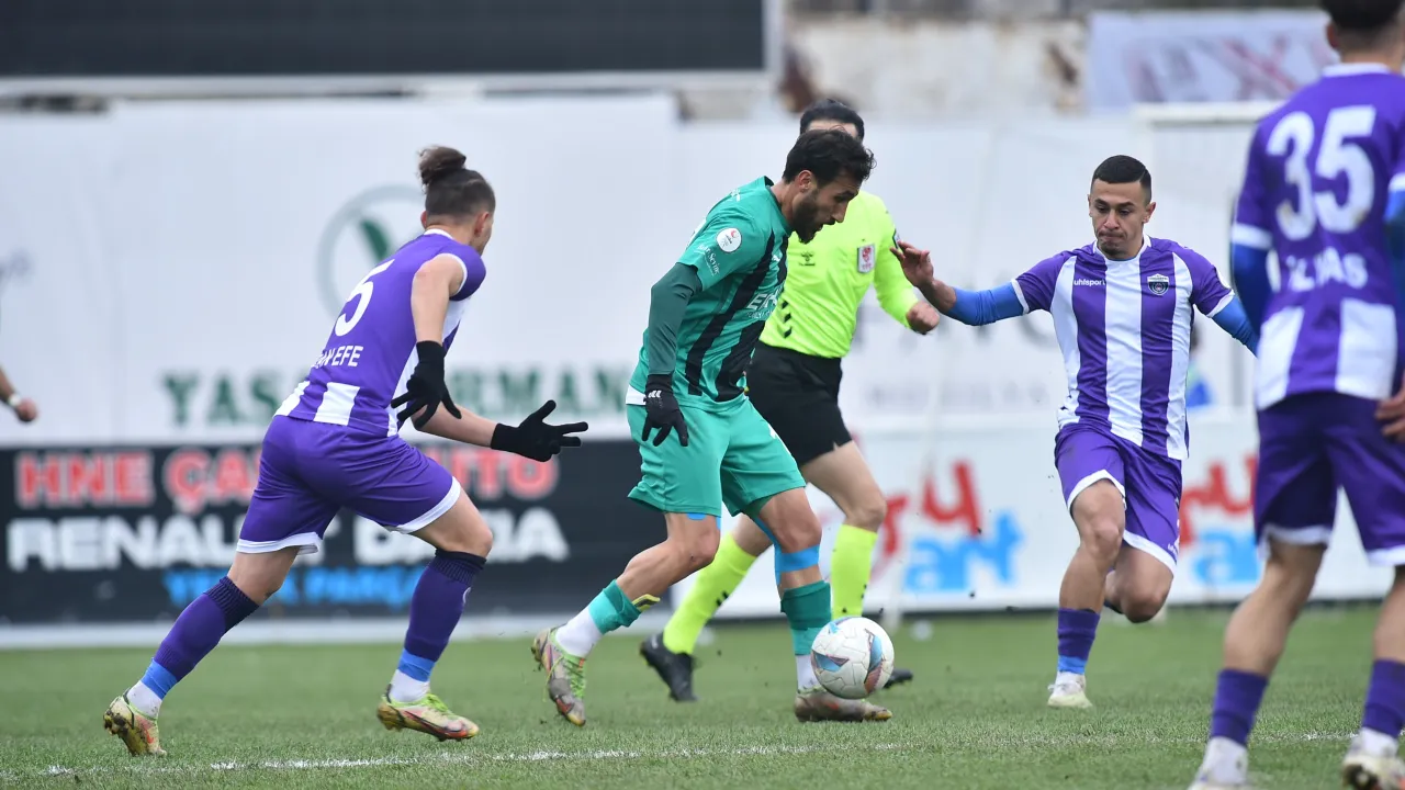 Kafkasspor Taraftarı Önünde Türk Metal 1963’Ü Mağlup Etti (2)