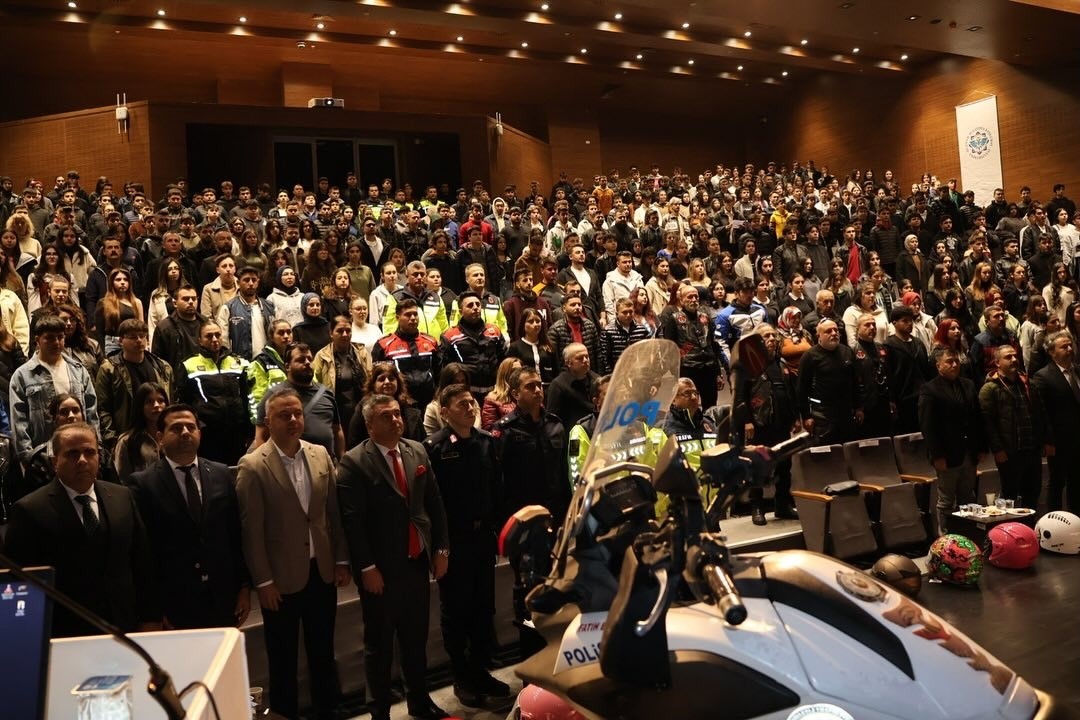 Kask Hayat Kurtarıyor! Ölüm Riskini %42, Ağır Yaralanma Riskini %69 Azaltıyor (3)