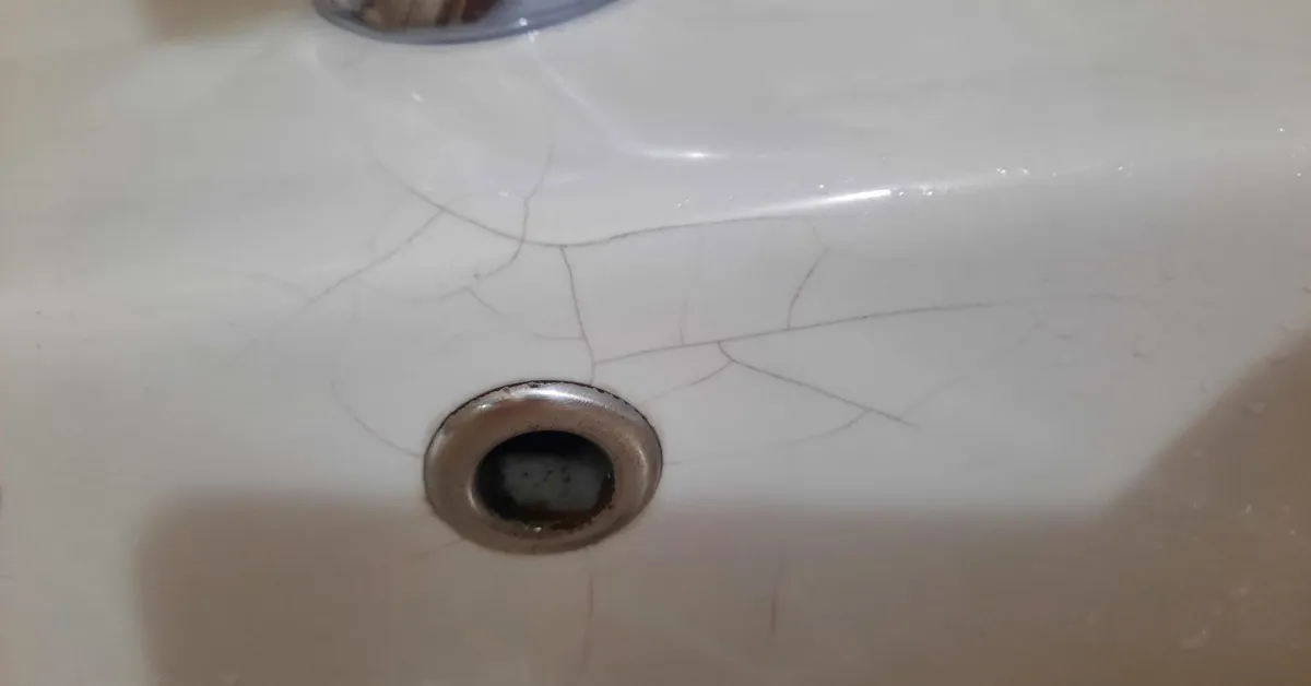 Lavabo Çatlakları Nasıl Önlenir Lavabolar Neden Çatlar Bilinmesi Gereken Tüm Detaylar Ve Koruma Yöntemleri! (2)