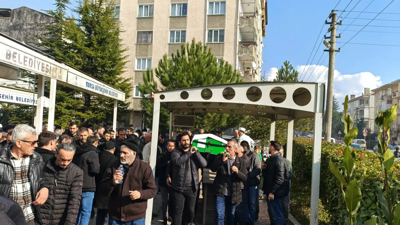 Y A R I M S A A T A R A Y L A K A L P K R I Z I G E C I R E N C I F 543017 160973 Gencgazete