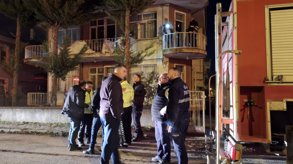 Alkollü Şahıs Evini Ateşe Verdi (2)