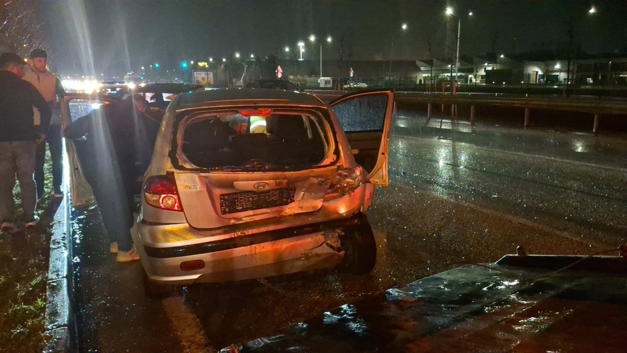 Genç Gazete Bursa Kayganlaşan Yol 2
