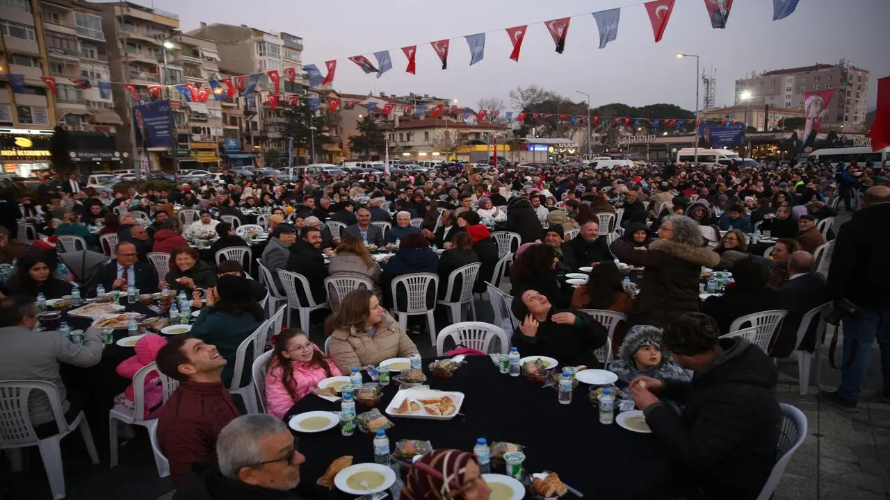 Genç Gazete Gemlik Iftar 1