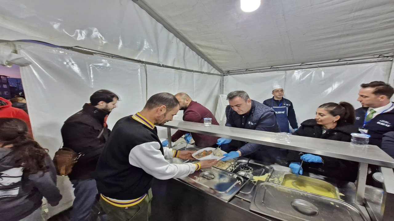 Genç Gazete Inegöl Iftar (2)