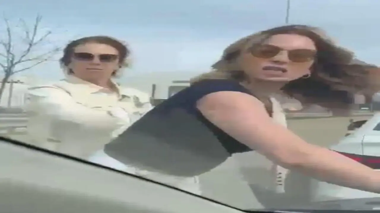 Genç Gazete Trafik Kadın Kavgası