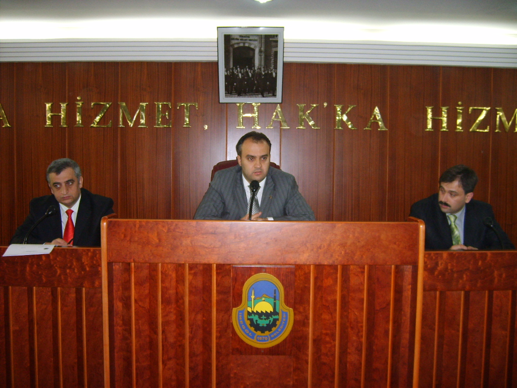 Gencgazete Arsivden Haber İnegöl'de Pazarcı Esnafı Kazan Kaldırdı (4)