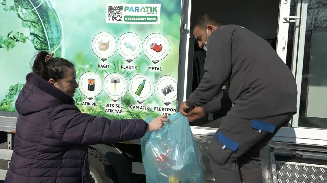 Gencgazete Bursa’da Kadınlar Geri Dönüşümle Aile Bütçesine Katkı Sağlıyor (5)