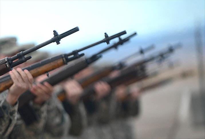 Gencgazete Elektrikli Sandalye Yerine Kurşuna Dizilerek İdam Edilme (3)-1