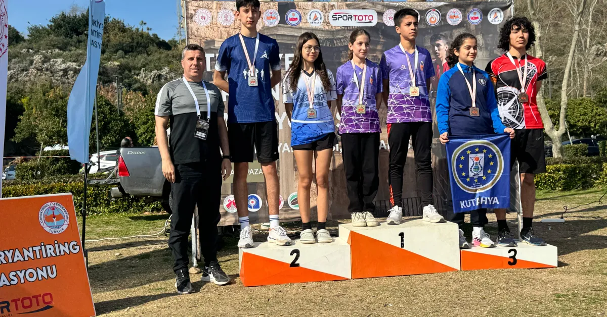 İnegöl Belediyespor, Oryantiring Türkiye Şampiyonası'ndan 8 Madalyayla Döndü (2)