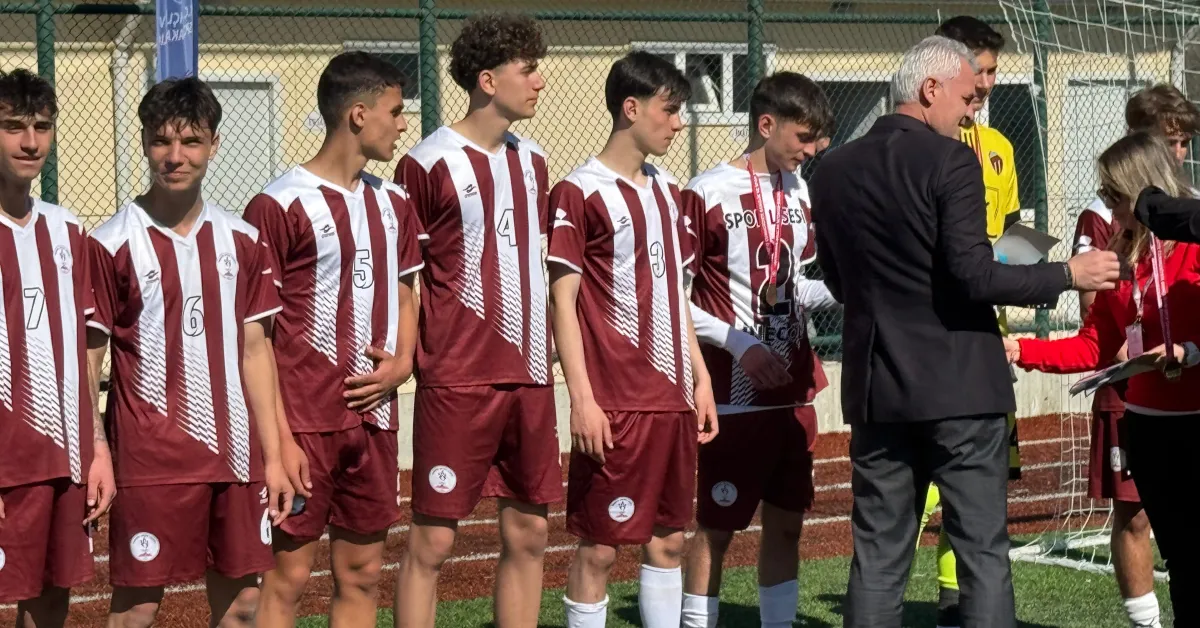 İnegöl Spor Lisesi, Okul Sporları Futbol, Türkiye Şampiyonası Yarı Final (3)