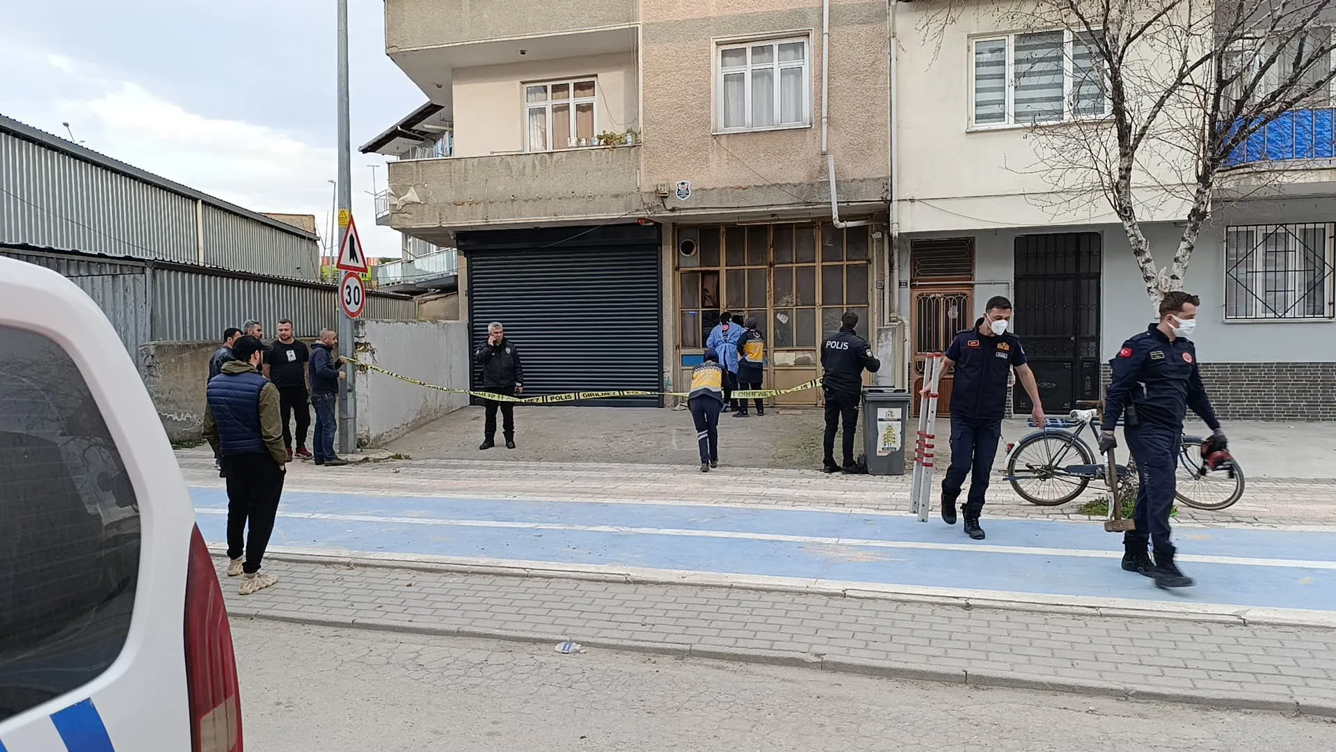 İnegöl'de Günler Sonra Evinde Ölü Bulundu! (1)