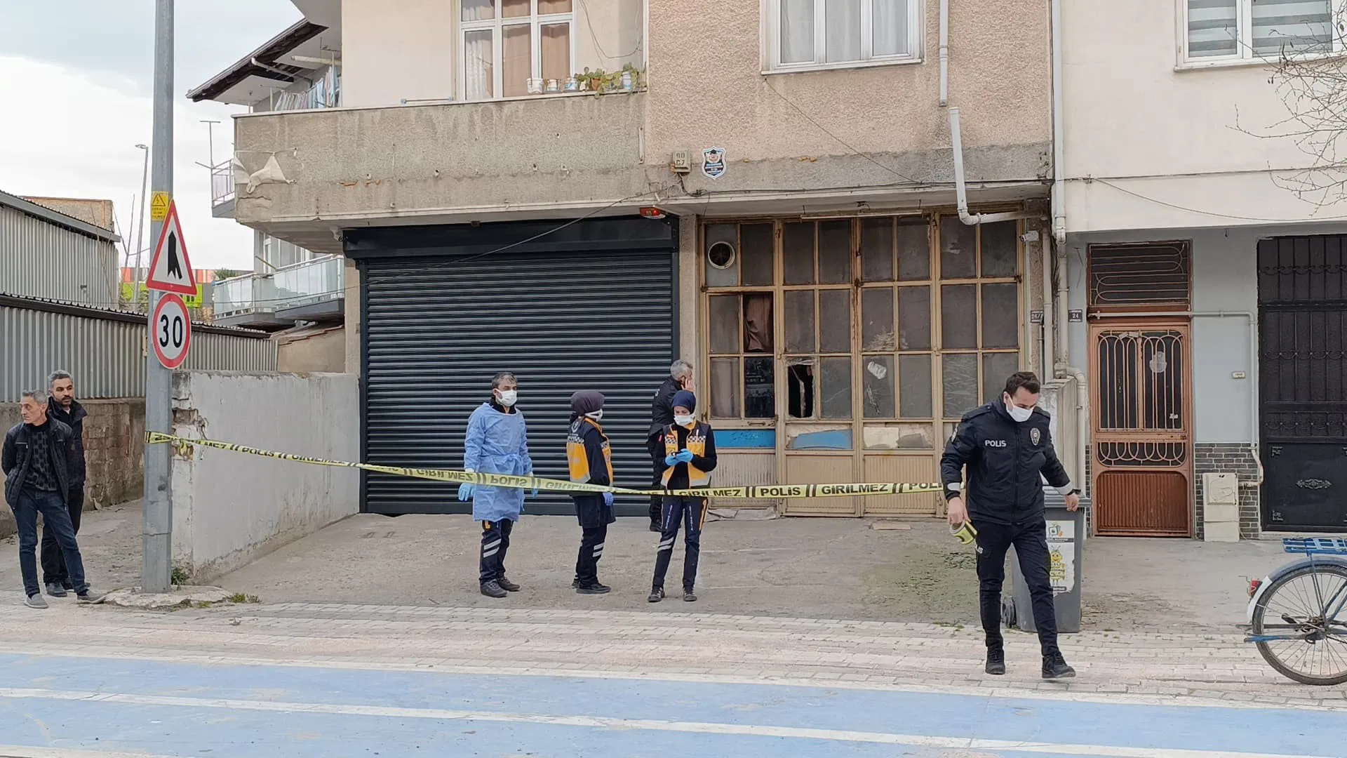 İnegöl'de Günler Sonra Evinde Ölü Bulundu! (3)