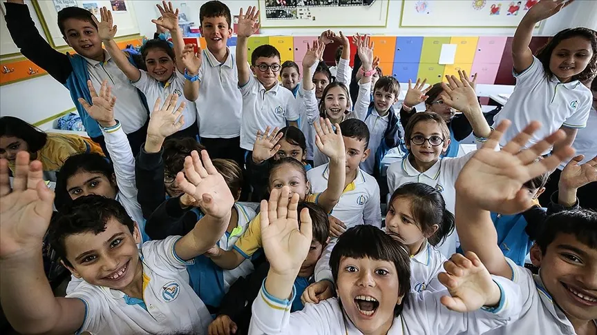 Meb Açıkladı! Nisan Ara Tatili Ve Bayram Tatili İçin Beklenen Karar Geldi! (3)