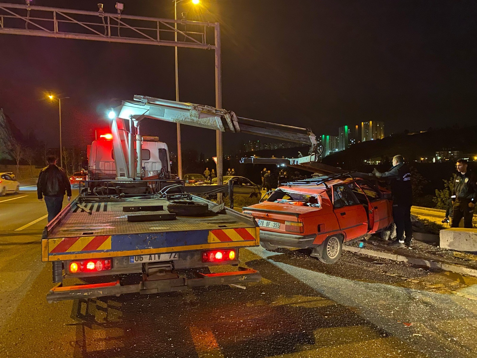 Ankara'da İki Araç Hurdaya Döndü! (3)