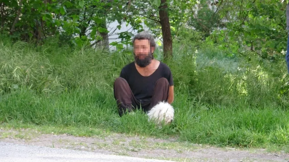 Annesinin Cesediyle 2 Hafta Yaşadı! (3)