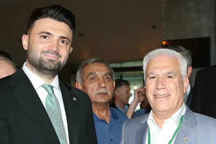 Bursa Büyükşehir'den Bursaspor Taraftarına 50 Araçlık Destek!-1