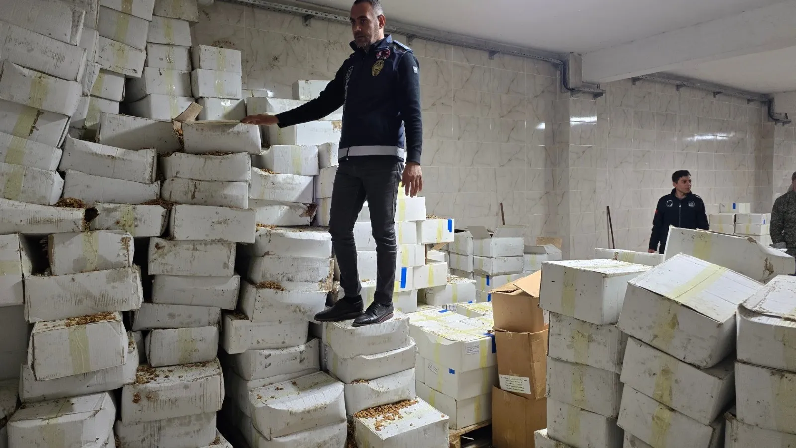 Bursa’da Da Şubesi Olan Ünlü Baklavacıda Mide Bulandıran Skandal! (1)