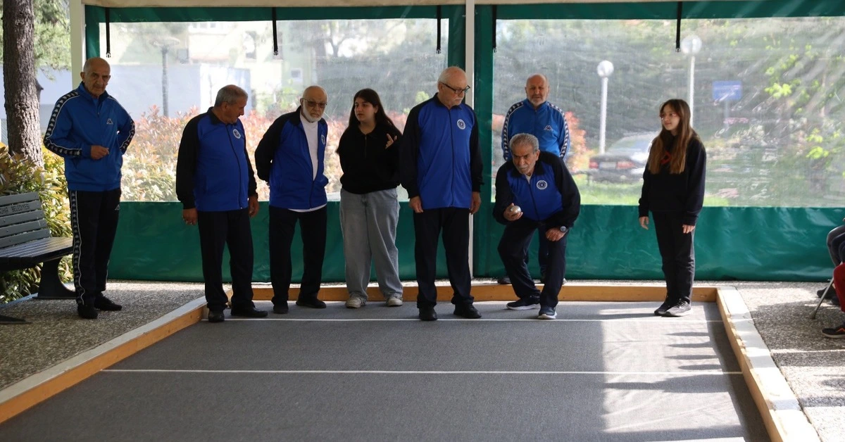 Genç Gazete Bursa’da Sporun Yaşı Yok Kuşaklararası Bocce Etkinliği 2