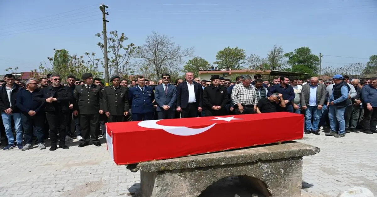 Genç Gazete Siirt'te Hayatını Kaybeden Astsubay Memleketi Bursa'da Son Yolculuğuna Uğurlandı