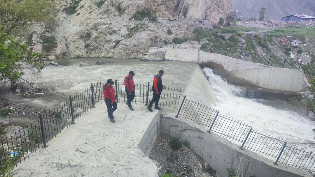 Hakkari'de 21 Gündür Kayıp Kadını Arama Çalışmaları Sürüyor (5)