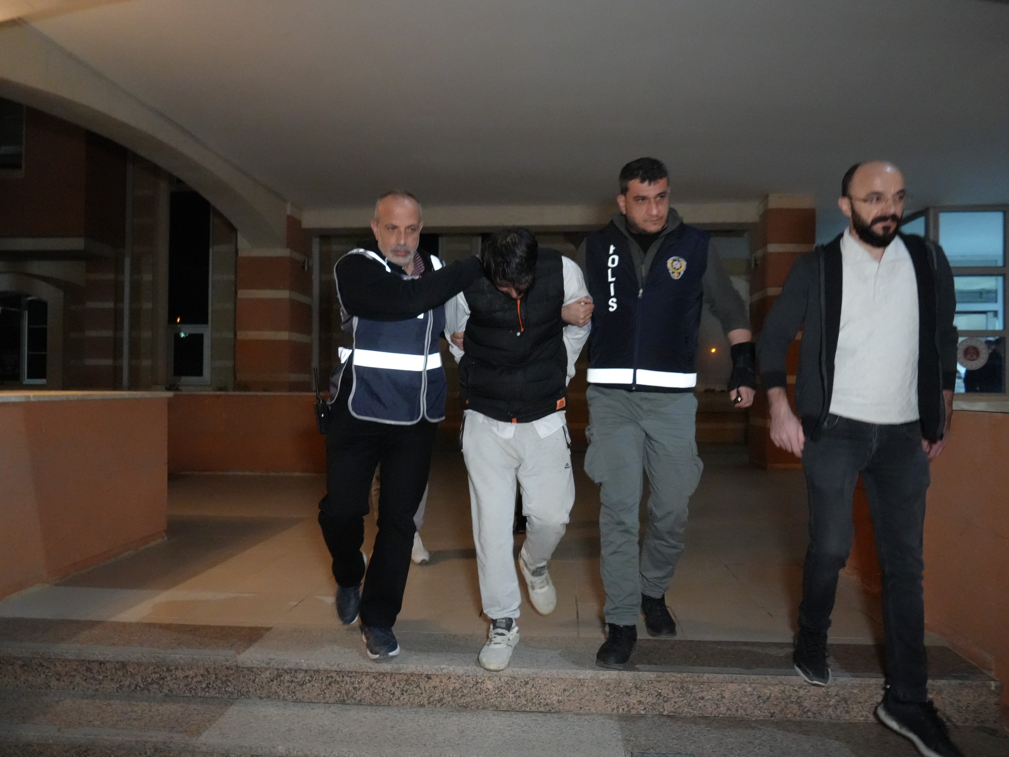 Hamile Eşini Öldürüp Cesediyle 10 Gün Geçiren Koca Tutuklandı (1)