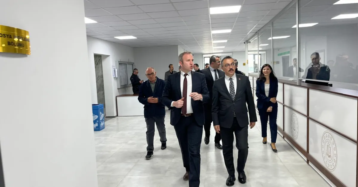 İnegöl Kaymakamı Arslan, Yeni Hizmet Binasını Ziyaret Etti (3) Gencgazete