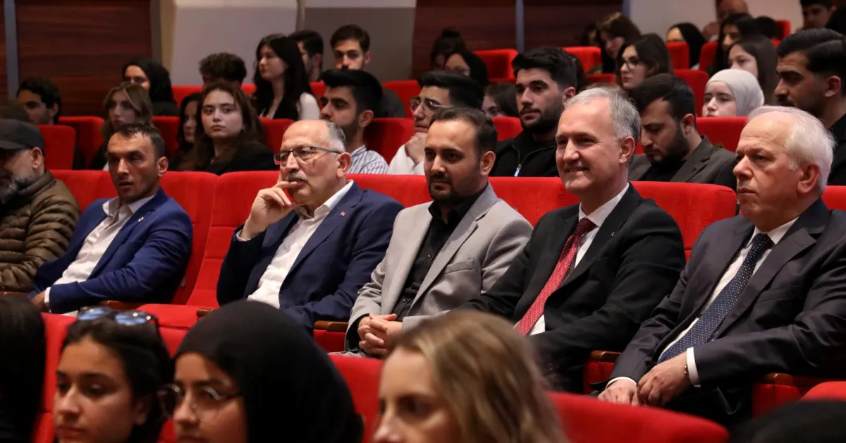 İnegöl’de “Bir Fikir Bir İnegöl” Yarışmasının Finali Gerçekleşti (5)