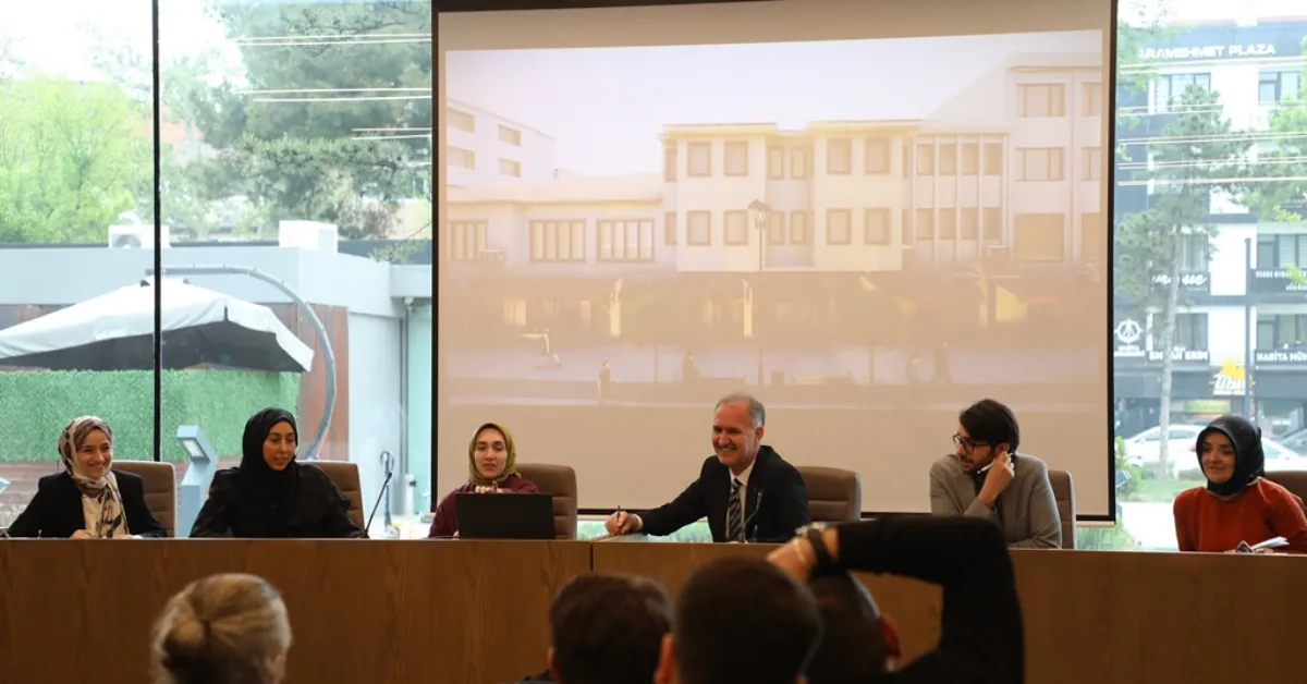 İnegöl’ün Tarihi Çarşısı Dönüşüme Giriyor Uzun Sokak 5 Etapta Yenilenecek (1)