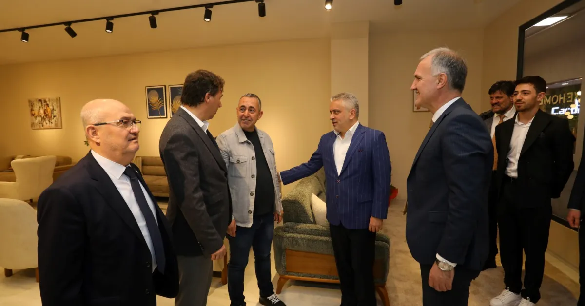 Protokolden 52. Modef Fuarı’na Ziyaret (6)