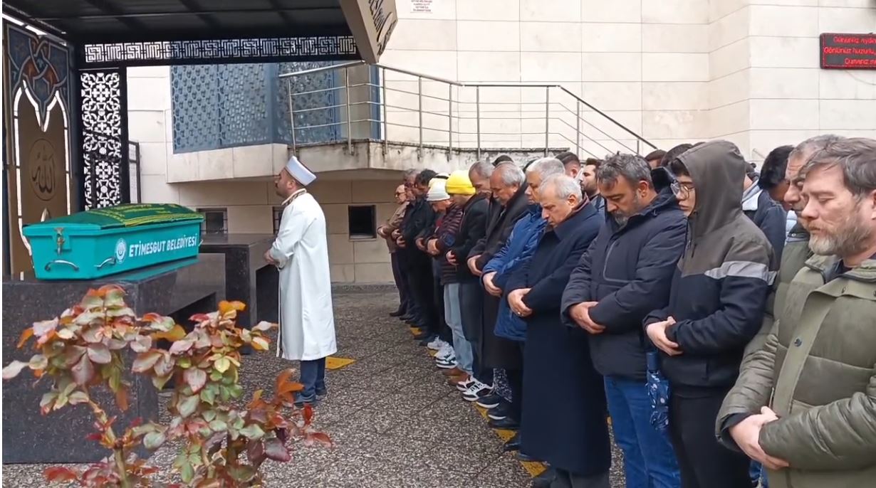 Sahte İçkiden Entübe Edilen Taha Adem, 2 Ay Sonra Hayatını Kaybetti (1)