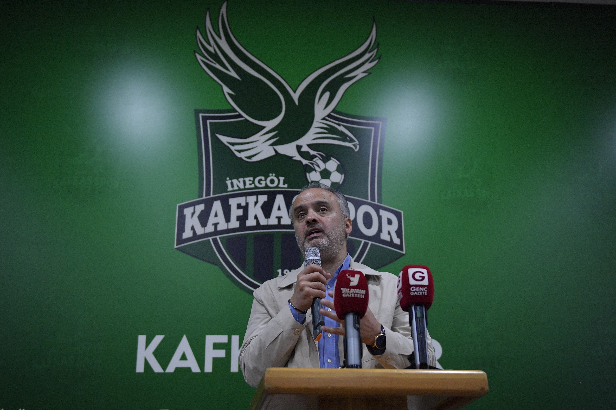 Alinur Aktaş’tan Kafkasa Destek! “Bu Yükü Hep Birlikte Omuzlamalıyız” (1)