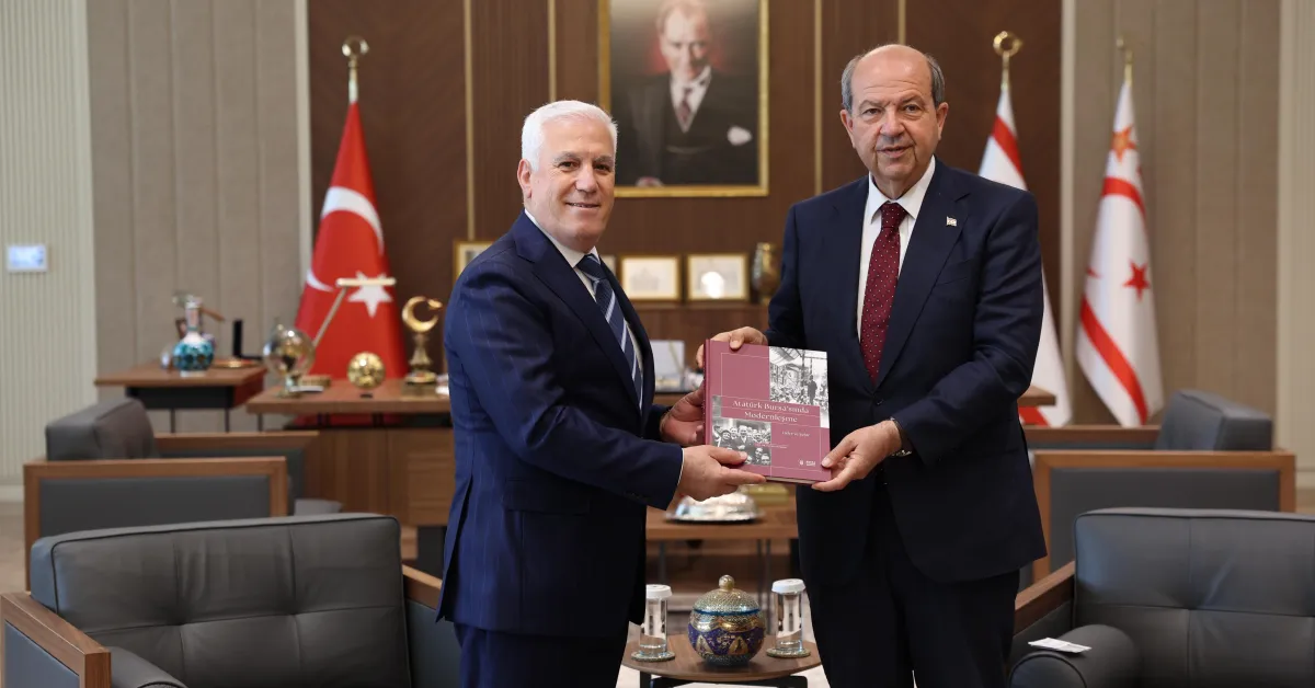 Başkan Mustafa Bozbey Kktc'de Cumhurbaşkanı Ersin Tatar'la Görüştü (2)