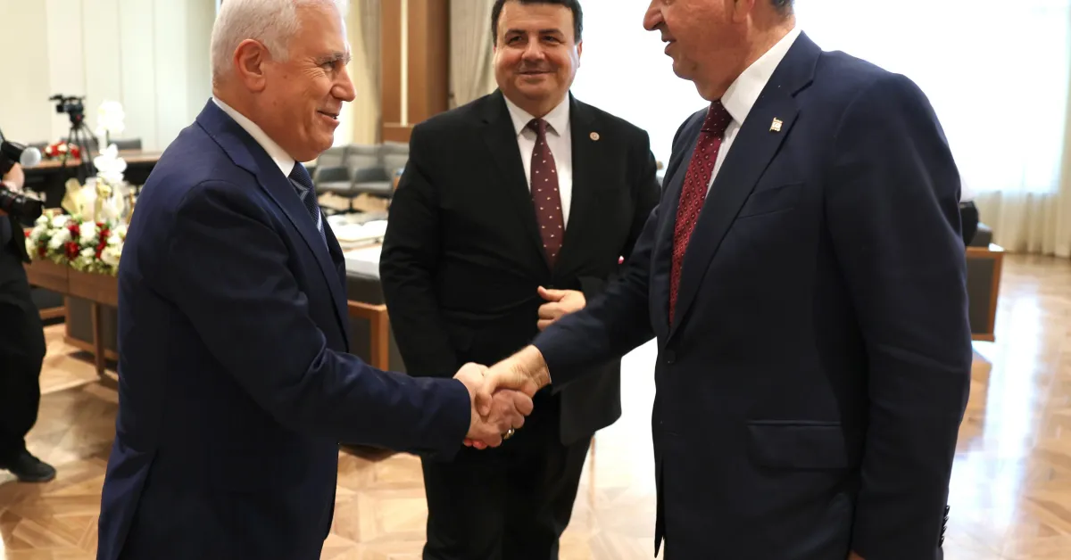 Başkan Mustafa Bozbey Kktc'de Cumhurbaşkanı Ersin Tatar'la Görüştü (4)