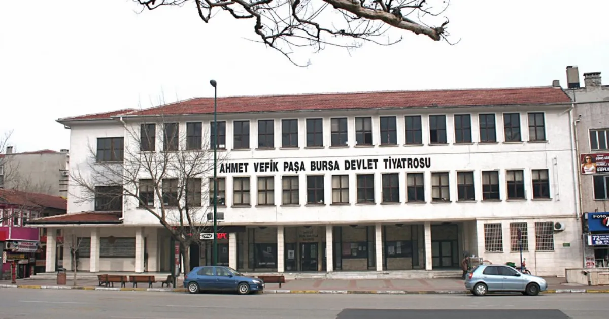 Bursa Devlet Tiyatrosu1 Gencgazete