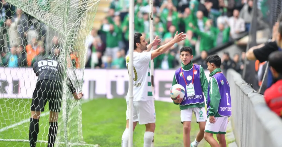 Bursaspor 2024 2025 Sezonunda Ne Yaptı (7)