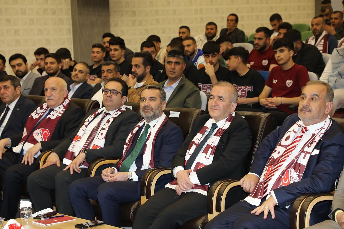 Elazığspor Için 23 Milyon Tl Bağış Toplandı (2)