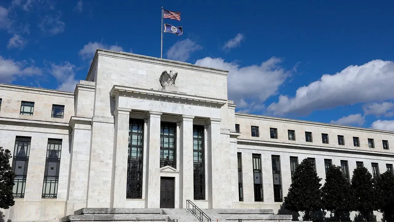 Fed, Ekonomiyi Bekleyen Büyük Tehdidi Açıkladı! (4)